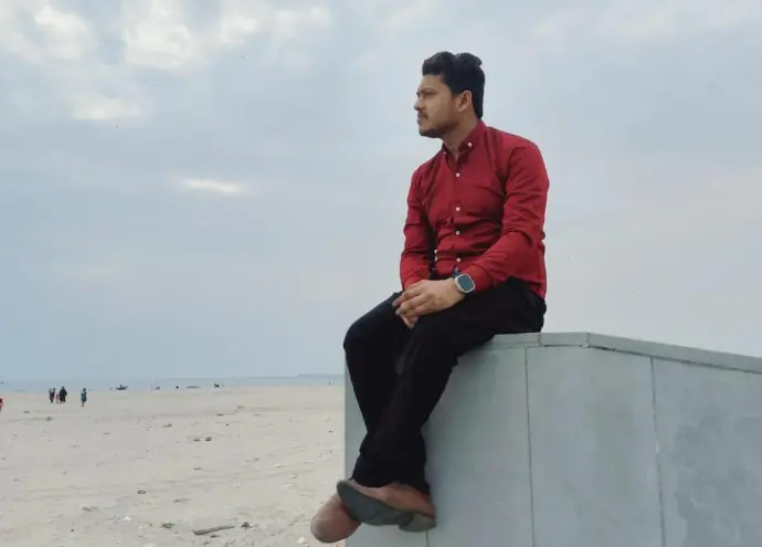 Sarim-Noor-Biography Sarim-Noor-Professional-Education